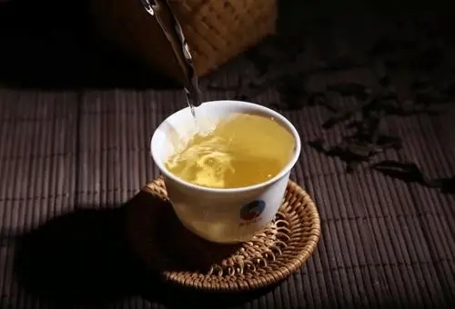 答應(yīng)我 晚飯后喝一杯普洱茶好嗎？