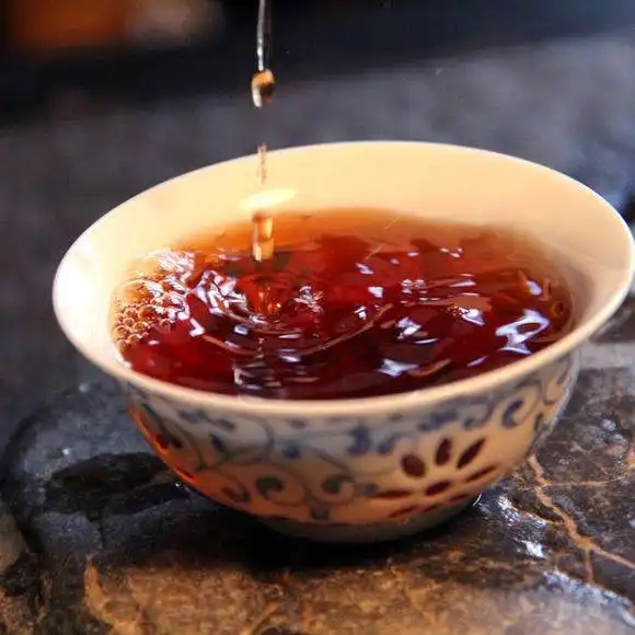 什么季節(jié)喝普洱茶好？喝普洱茶的禁忌和注意事項(xiàng)?