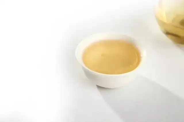 為什么越是深通茶道的人越深愛普洱茶？喜歡普洱茶，有三個(gè)原因。