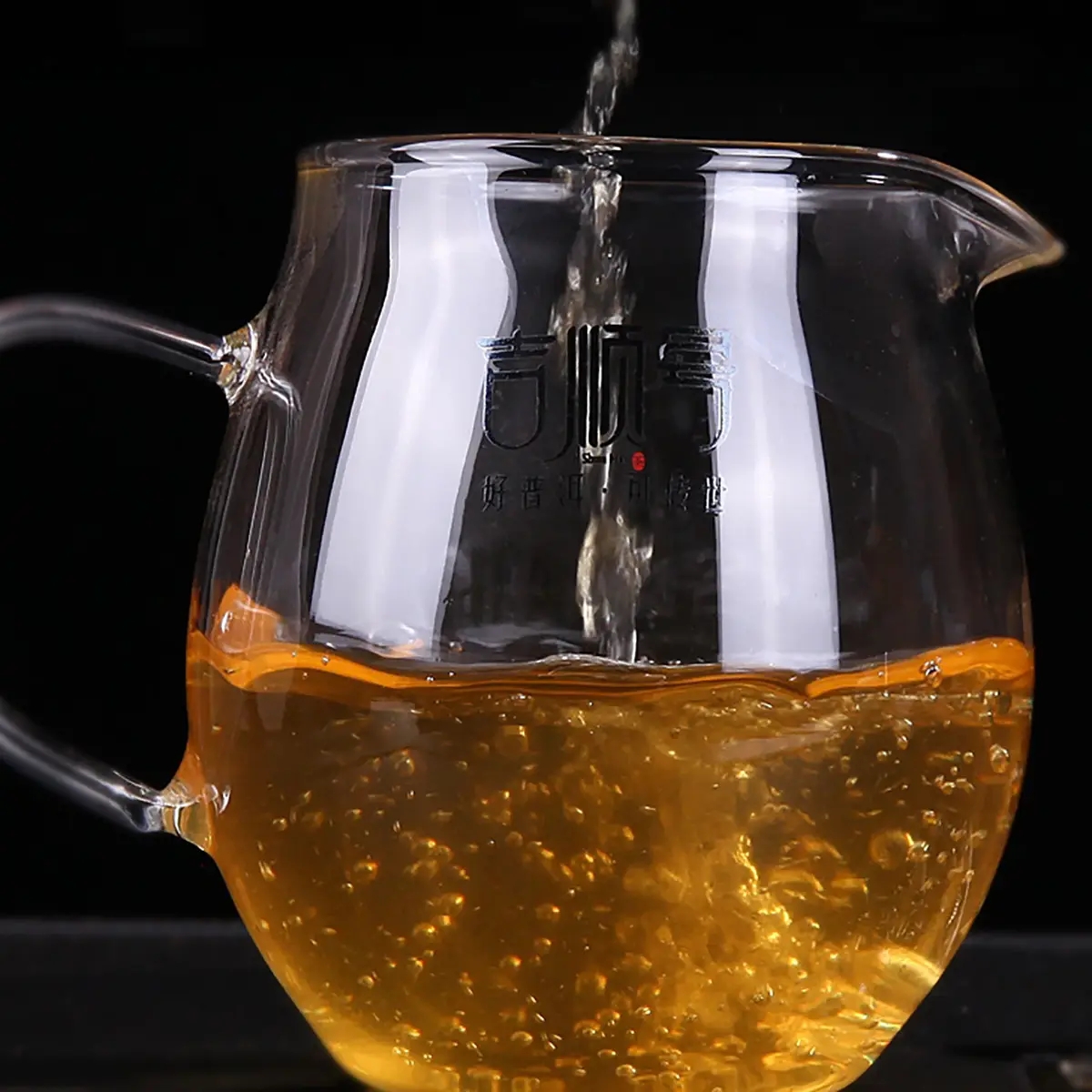 ?這個(gè)普洱有點(diǎn)甜，什么甜？冰糖甜！