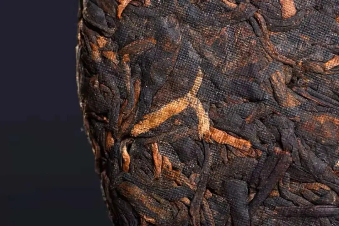 易武熟茶，當屬易武地道發(fā)酵